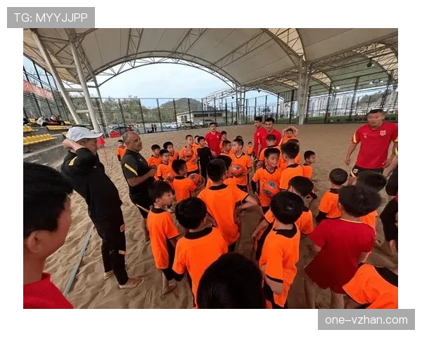 沙滩足球规则:场地、换人与犯规判罚有何不同? 沙滩足球规则:场地、换人与犯规判罚有何不同?